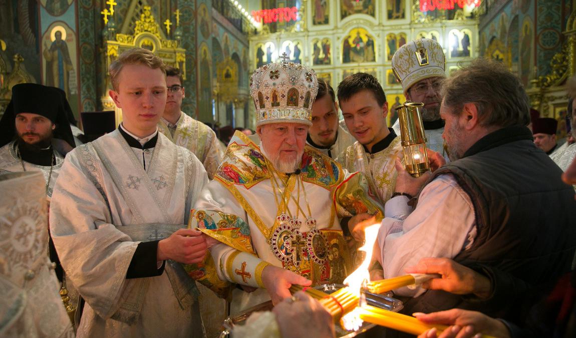 Латвийская паства поздравила своего Предстоятеля с днём Светлого Христова Воскресения
